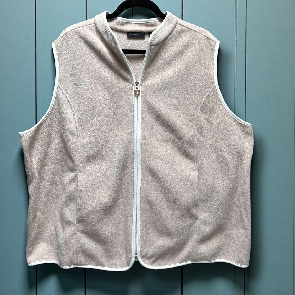 Susan Graver Weekend Fleece Vest Oatmeal Beige Heart Zipper Pull‎ Plus Size 3X